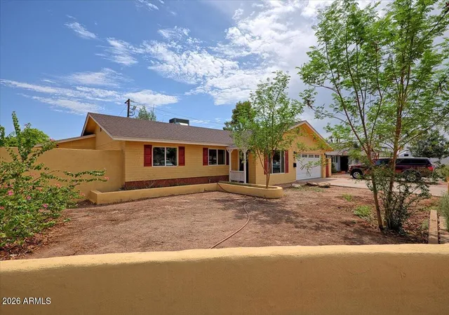 Photo 2 of Single family home for sale at 3 W Del Rio Dr, Tempe, AZ 85282 | MLS# 7062993 | Listing updated on 2026-09-11