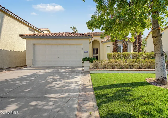 1st image of 5027 E Vaughn Dr, Phoenix, AZ 85044 | MLS# 7065087