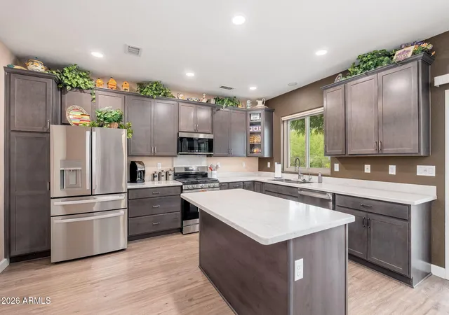 3rd image of 20680 N Shadow Mountain Dr, Surprise, AZ 85374 | MLS# 7063778