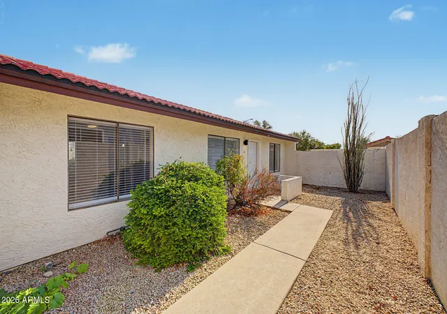1st image of 2824 E Waltann Ln #4, Phoenix, AZ 85032 | MLS# 7064441