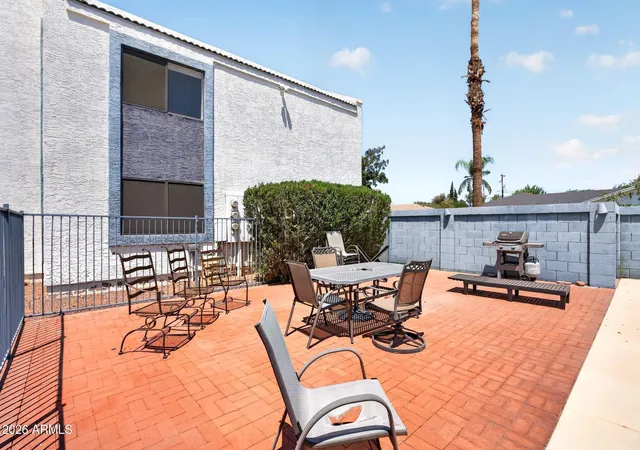 2nd image of 3635 N 37Th St, Phoenix, AZ 85018