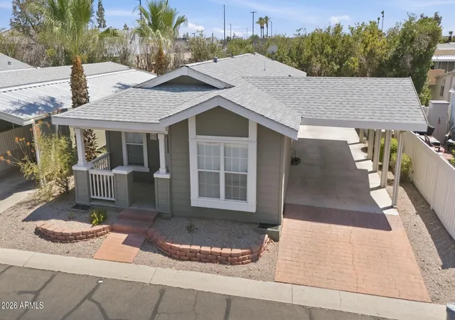 1st image of 10960 N 67th Ave, Glendale, AZ 85304 | MLS# 7062886