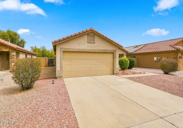 3rd image of 15548 W Acapulco Ln, Surprise, AZ 85379 | MLS# 7063206
