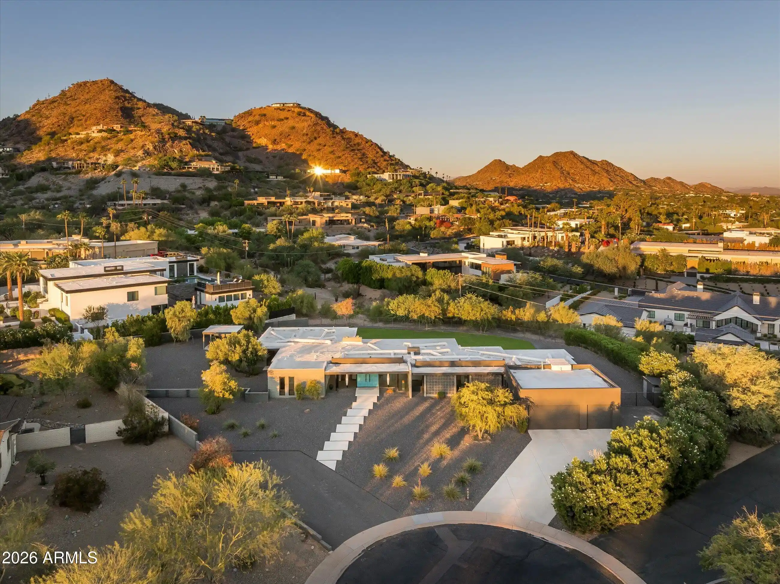 Photo 1 of Single family home for sale at 4020 E Sierra Vista Dr, Paradise Valley, AZ 85253 | MLS# 7090766 | Listing updated on 2026-10-25