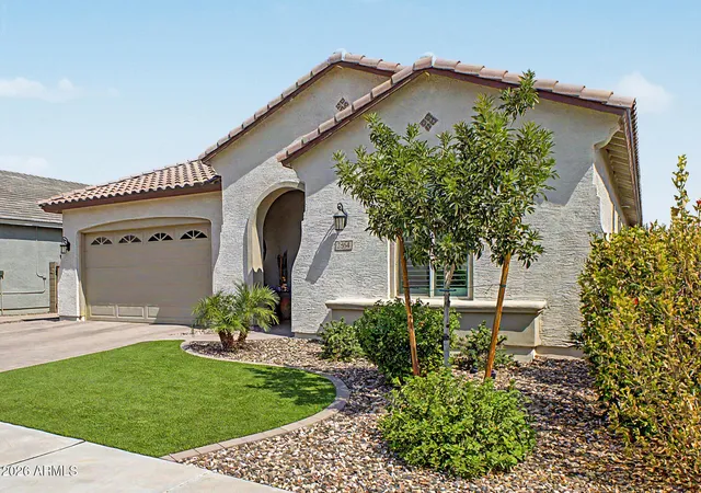 3rd image of 2864 W Santa Fe Dr, San Tan Valley, AZ 85144 | MLS# 7065260