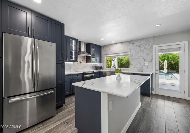 Photo 3 of Sale Pending at 2510 N 14th Street, Phoenix, AZ 85006 | MLS# 7063204 | Listing updated on 2026-08-19