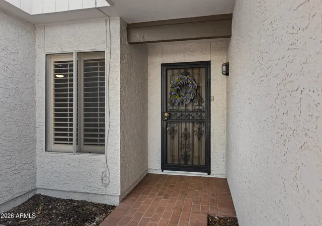 Photo 2 of Townhouse for sale at 8185 E Del Caverna Dr, Scottsdale, AZ 85258 | MLS# 7065852 | Listing updated on 2026-09-01