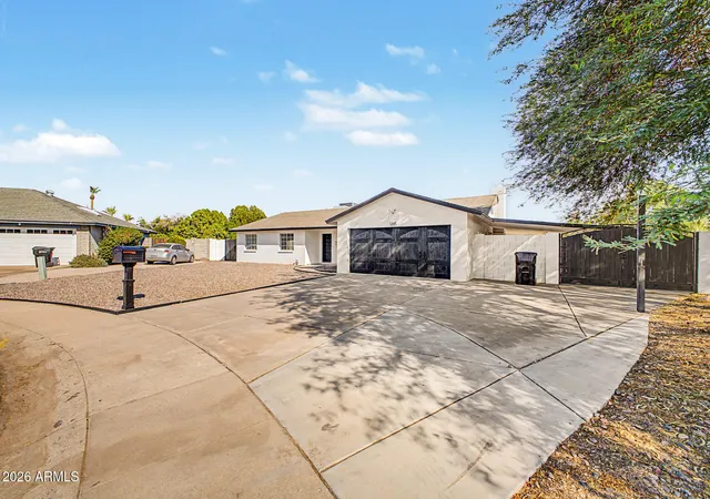 Photo 2 of Single family home for sale at 12615 N 49th Avenue, Glendale, AZ 85304 | MLS# 7065044 | Listing updated on 2026-08-31