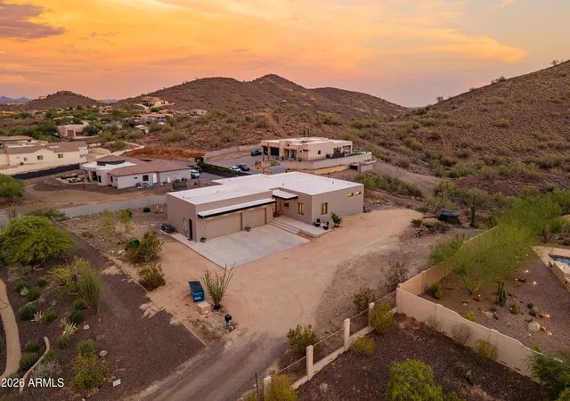 Photo 3 of Single family home for sale at 235 W Rock View Rd, Phoenix, AZ 85085 | MLS# 7065804 | Listing updated on 2026-09-15