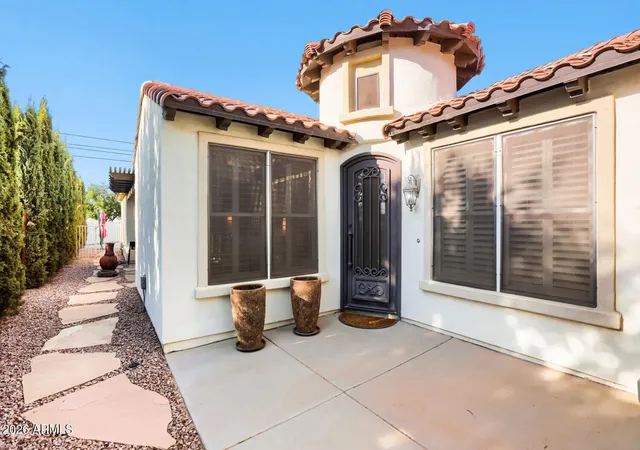 Photo 3 of Single family home for sale at 2178 E Wisteria Dr, Chandler, AZ 85286 | MLS# 7063963 | Listing updated on 2026-09-18