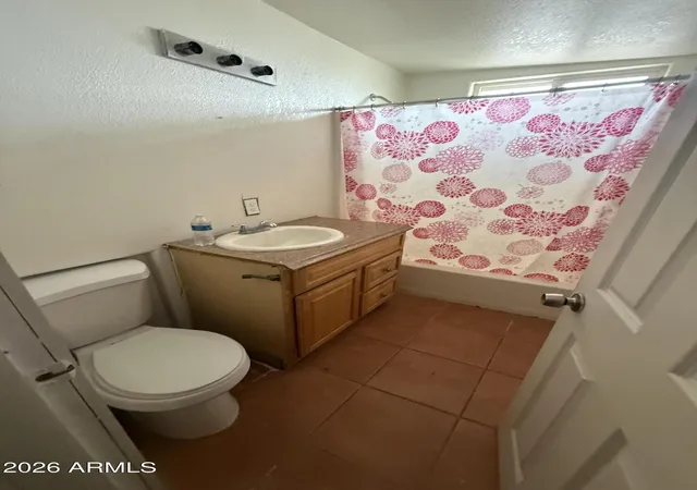 12th image of 902 S 30th Dr, Phoenix, AZ 85009 | MLS# 7063017