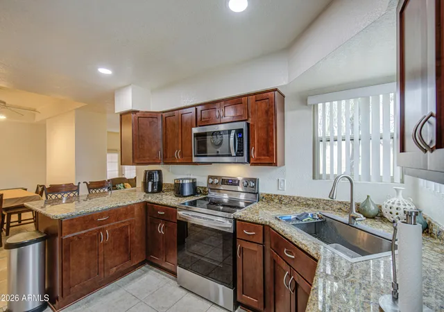 Listing Photo 3 - Condo for sale in building located at 8787 E Mountain Vw Rd, Scottsdale, AZ 85258 - Unit #Unit 1066