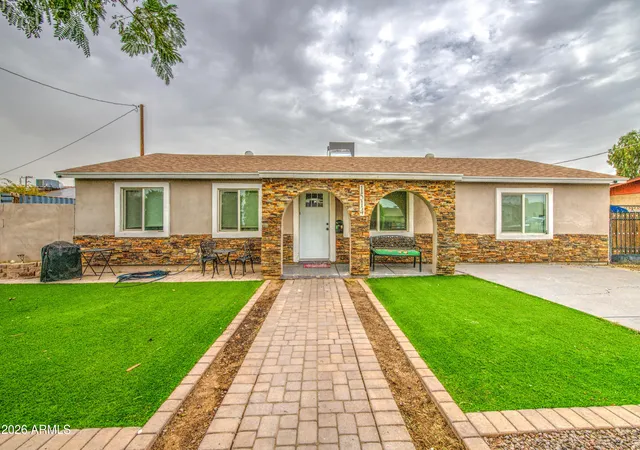 Photo 2 of Single family home for sale at 1514 E Sheridan St, Phoenix, AZ 85006 | MLS# 7064738 | Listing updated on 2026-09-18