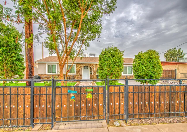 Photo 3 of Single family home for sale at 1514 E Sheridan St, Phoenix, AZ 85006 | MLS# 7064738 | Listing updated on 2026-09-18