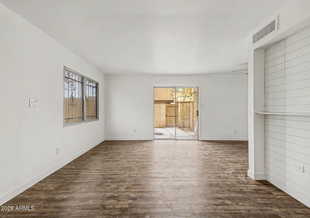 3rd image of 4634 E Southgate Ave, Phoenix, AZ 85040 | MLS# 7063254