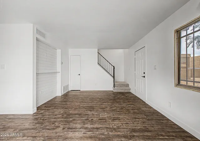 5th image of 4634 E Southgate Ave, Phoenix, AZ 85040 | MLS# 7063254