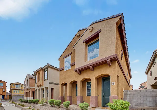 Photo 2 of Single family home for sale at 7829 W Pike Pl, Phoenix, AZ 85035 | MLS# 7063100 | Listing updated on 2026-08-11