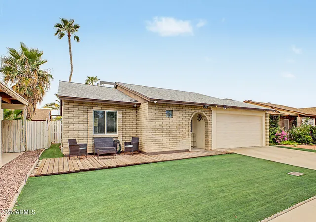 Photo 2 of Single family home for sale at 313 E Sequoia Dr, Phoenix, AZ 85024 | MLS# 7063573 | Listing updated on 2026-09-21