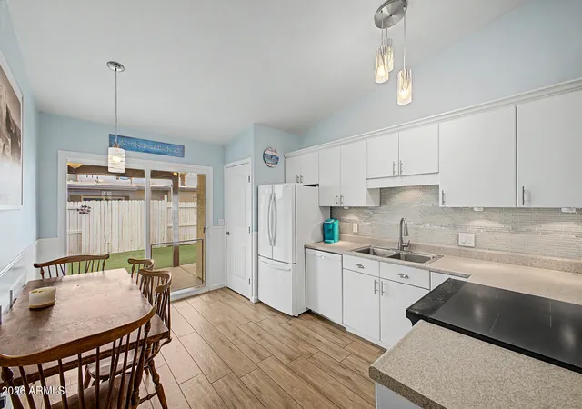 Photo 4 of Single family home for sale at 313 E Sequoia Dr, Phoenix, AZ 85024 | MLS# 7063573 | Listing updated on 2026-09-21