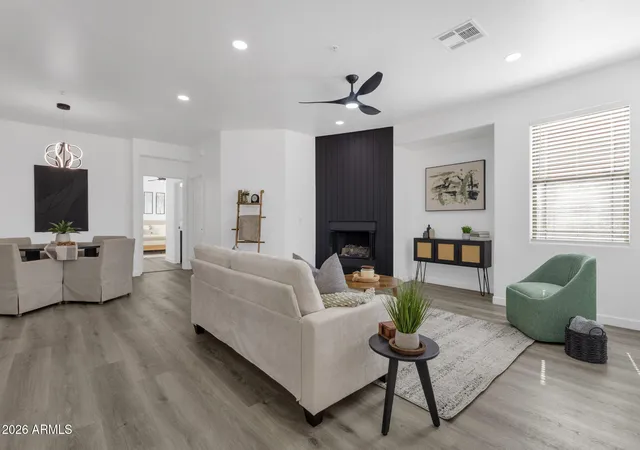 Listing Photo 2 - Condo for sale in Mirage Crossing Resort Casitas located at 11500 E Cochise Dr, Scottsdale, AZ 85259 - Unit #1047