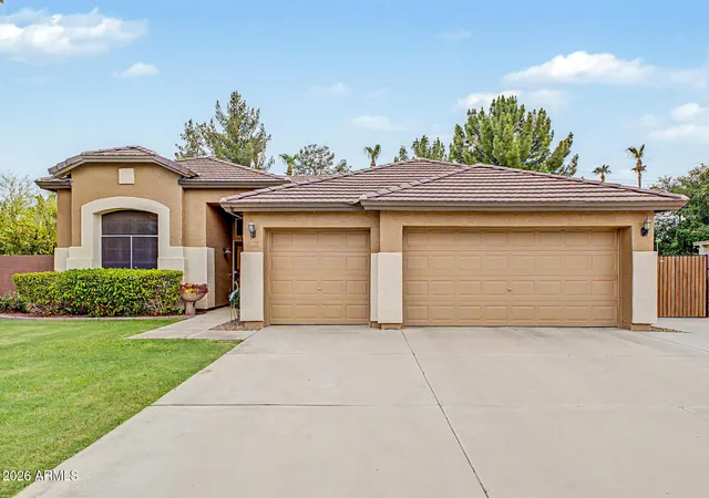 Photo 1 of Single family home for sale at 265 E Liberty Ln, Gilbert, AZ 85296 | MLS# 7063468 | Listing updated on 2026-10-19