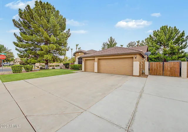 Photo 3 of Single family home for sale at 265 E Liberty Ln, Gilbert, AZ 85296 | MLS# 7063468 | Listing updated on 2026-10-19
