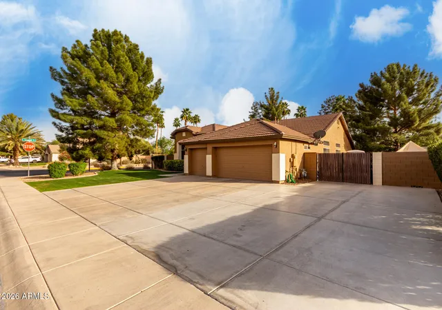Photo 3 of Single family home for sale at 265 E Liberty Ln, Gilbert, AZ 85296 | MLS# 7063468 | Listing updated on 2026-10-19