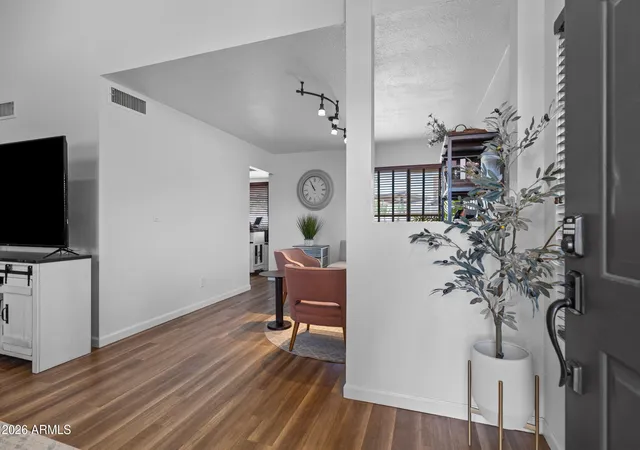 Photo 4 of Single family home for sale at 8746 E Belleview St, Scottsdale, AZ 85257 | MLS# 7063239 | Listing updated on 2026-09-18