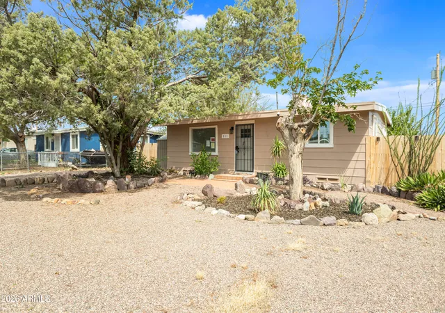 Photo 2 of Single family home for sale at 111 E Apache St, Huachuca City, AZ 85616 | MLS# 7063672 | Listing updated on 2026-09-05
