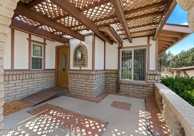 Photo 4 of Sale Pending at 6860 N Quail View Ln, Prescott, AZ 86305 | MLS# 7064226 | Listing updated on 2026-09-23