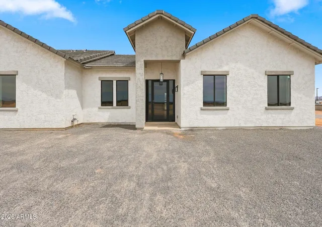 Photo 3 of Sale Pending at 25886 W Denver Hl Dr, Wittmann, AZ 85361 | MLS# 7066348 | Listing updated on 2026-08-31