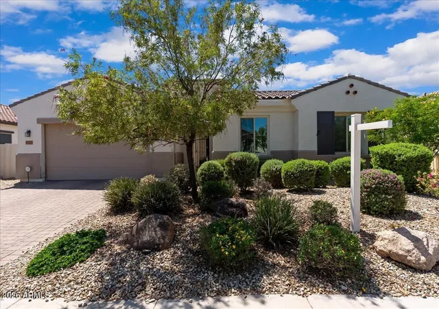1st image of 15737 W Wilshire Dr, Goodyear, AZ 85395 | MLS# 7063258