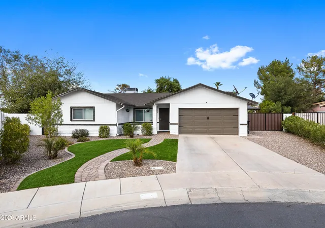 Photo 2 of Single family home for sale at 253 S Monterey St, Gilbert, AZ 85233 | MLS# 7066845 | Listing updated on 2026-08-18