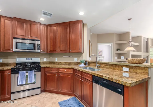 Photo 2 of House for sale at 5450 E Deer Valley Dr #1199, Phoenix, AZ 85054 | MLS# 7068426 | Listing updated on 2026-09-01