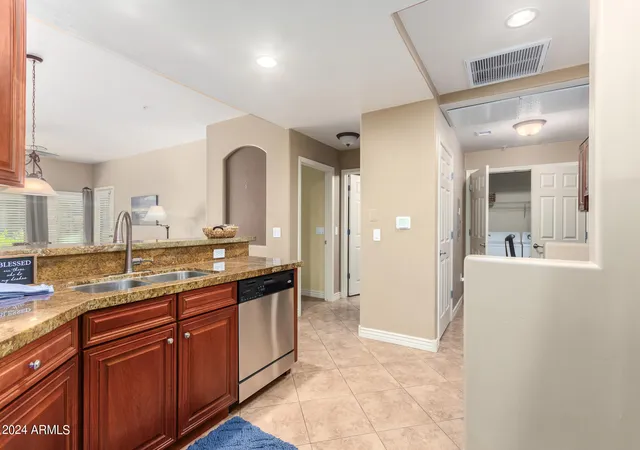 Photo 4 of House for sale at 5450 E Deer Valley Dr #1199, Phoenix, AZ 85054 | MLS# 7068426 | Listing updated on 2026-09-01