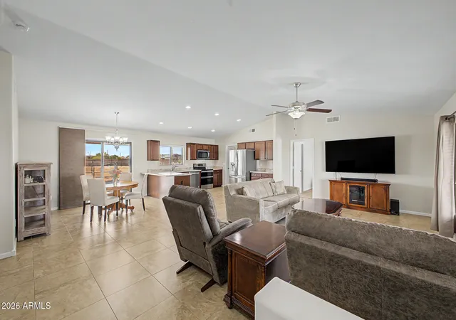 Photo 4 of Sale Pending at 5959 E Red Bird Ln, San Tan Valley, AZ 85140 | MLS# 7065090 | Listing updated on 2026-10-08