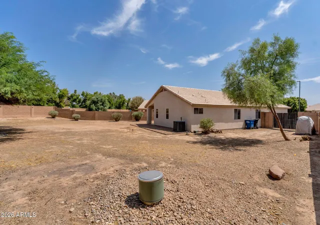 Photo 4 of Single family home for sale at 636 W Dublin St, Gilbert, AZ 85233 | MLS# 7063503 | Listing updated on 2026-09-14