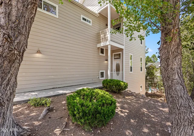 Photo 3 of Townhouse for sale at 4450 E Savannah Cir, Flagstaff, AZ 86004 | MLS# 7063348 | Listing updated on 2026-08-11