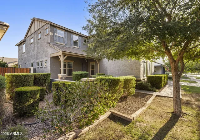 Photo 3 of Sale Pending at 4247 E Comstock Dr, Gilbert, AZ 85296 | MLS# 7063374 | Listing updated on 2026-09-14