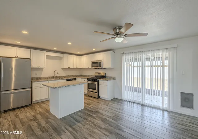3rd image of 3650 E Eugie Ave, Phoenix, AZ 85032 | MLS# 7063591