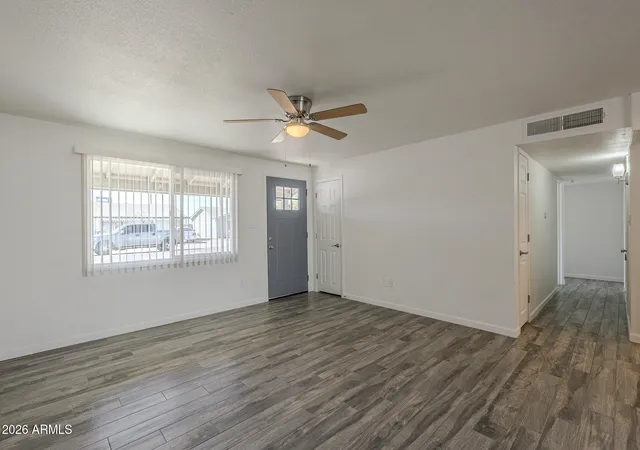 4th image of 3650 E Eugie Ave, Phoenix, AZ 85032 | MLS# 7063591