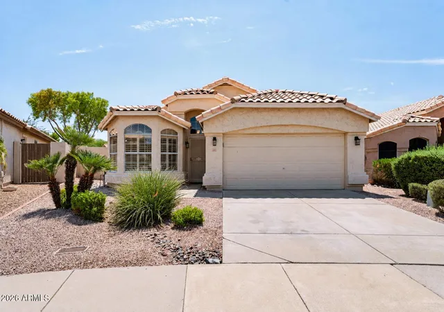 1st image of 2243 E Robin Ln, Phoenix, AZ 85024 | MLS# 7064926