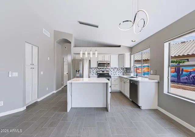 Photo 3 of Sale Pending at 2243 E Robin Ln, Phoenix, AZ 85024 | MLS# 7064926 | Listing updated on 2026-08-23