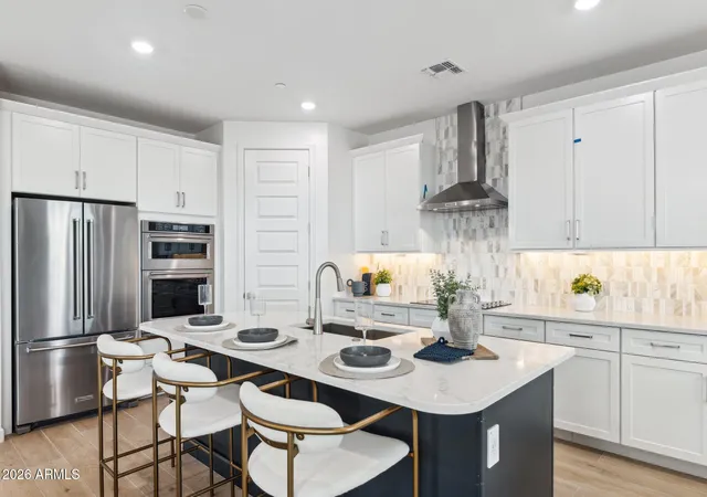 1st image of 9749 S 11th St, Phoenix, AZ 85042 | MLS# 7063861