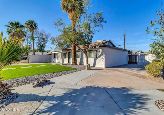 Photo 3 of Single family home for sale at 7538 E Garfield St, Scottsdale, AZ 85257 | MLS# 7063761 | Listing updated on 2026-09-11