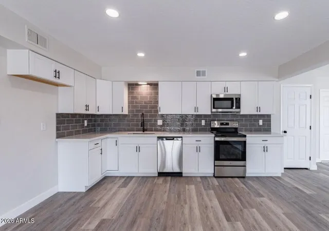 5th image of 8304 N 55Th Ave, Glendale, AZ 85302 | MLS# 7063773