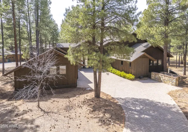 2nd image of 1750 Bessie Kidd Best, Flagstaff, AZ 86005 | MLS# 7063638
