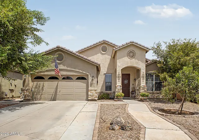 Photo 3 of Single family home for sale at 43186 W Lindgren Dr, Maricopa, AZ 85138 | MLS# 7064113 | Listing updated on 2026-10-05