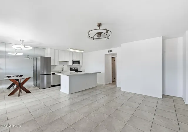 Photo 3 of House for sale at 5525 E Thomas Rd #Unit G7, Phoenix, AZ 85018 | MLS# 7064599 | Listing updated on 2026-10-11