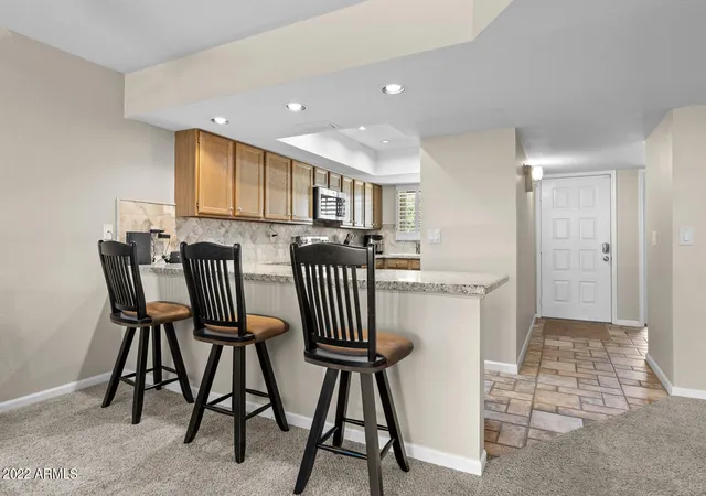 4th image of 8651 E Royal Palm Rd #212, Scottsdale, AZ 85258 | MLS# 7065662